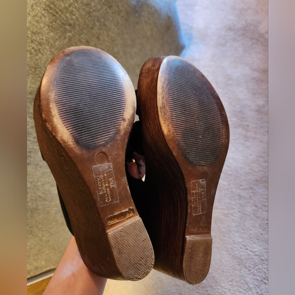 Women's Wedge Heels - Picture 5 of 5